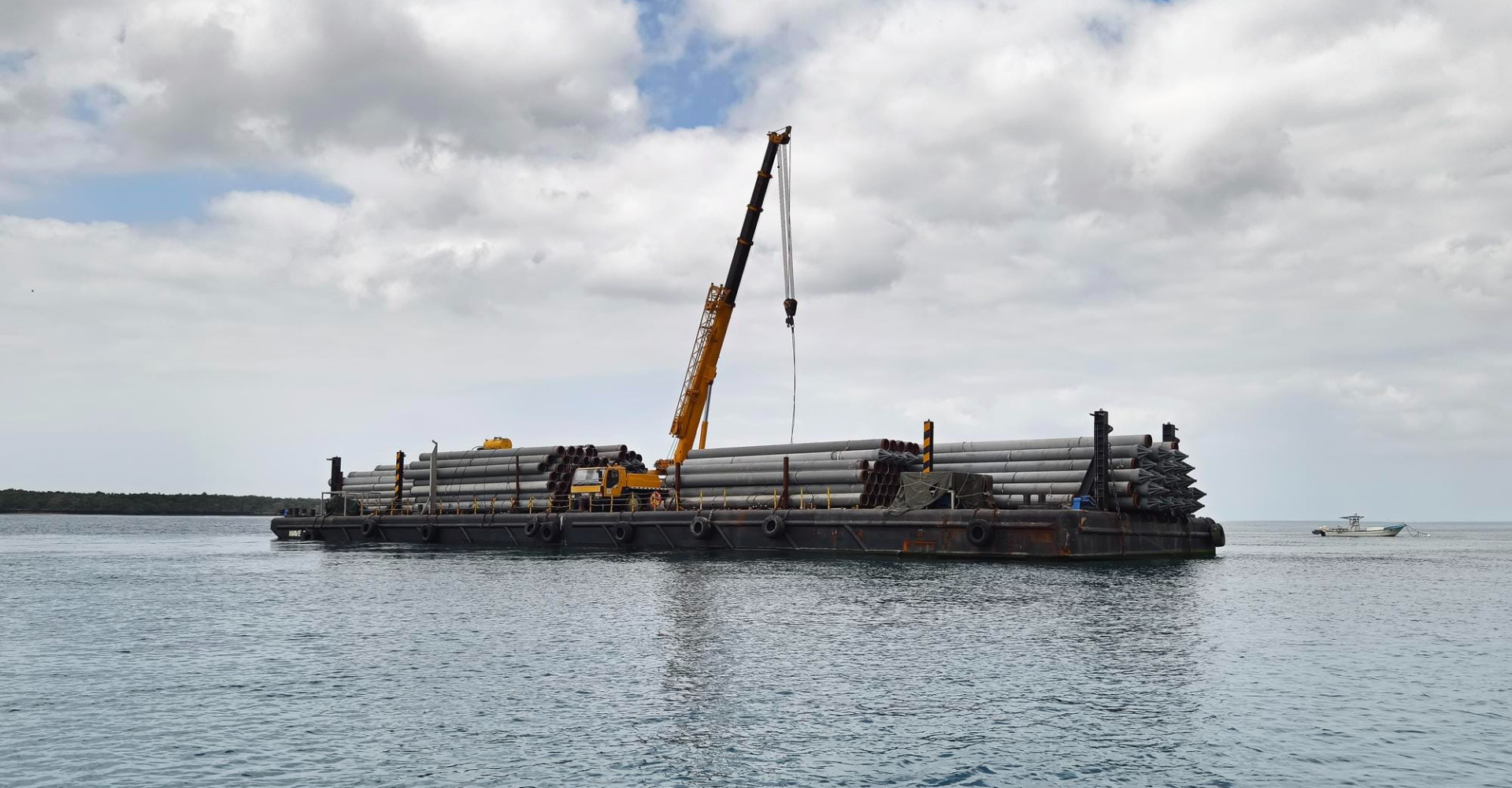 10 Types of Barges Used in Maritime Logistics